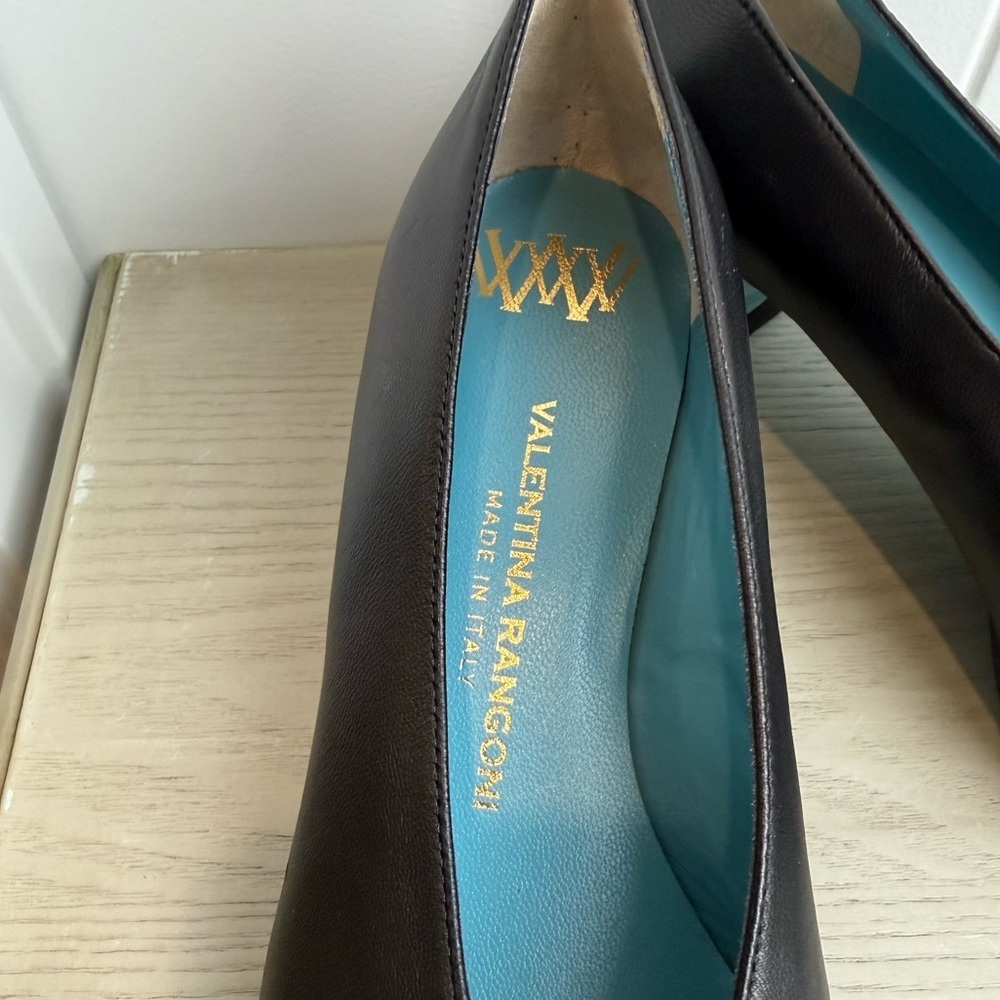 NEW Valentina Rangoni Black Vespero Choked Vamp Pump sz 7 - Picture 2 of 8